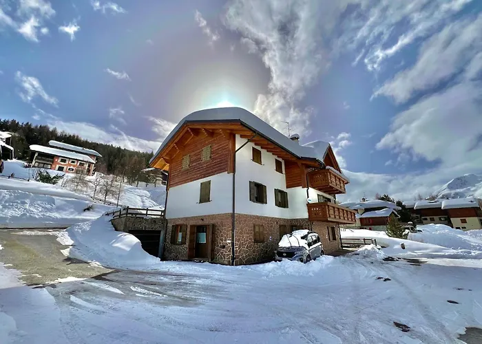 Levanto アパート リヴィーニョ