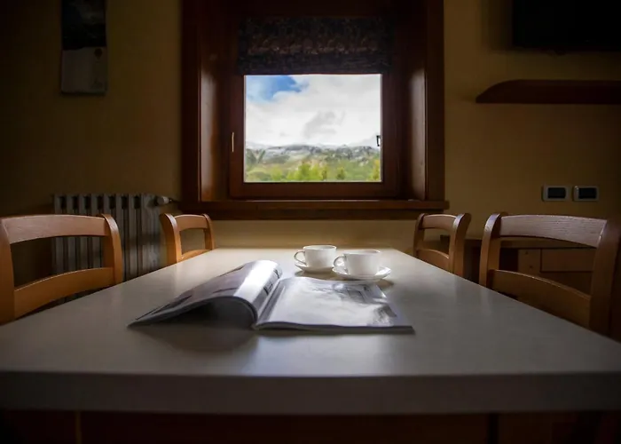 Levanto アパート リヴィーニョ